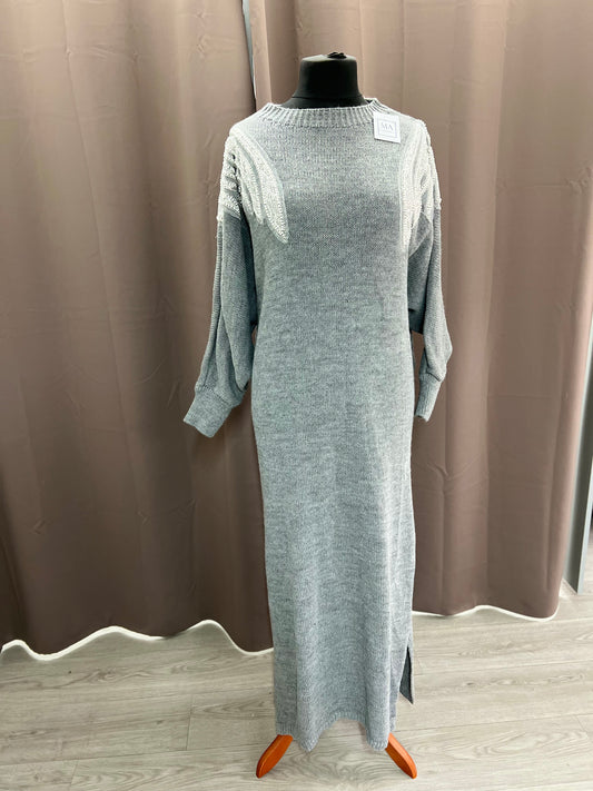 Vestido bordado Gris