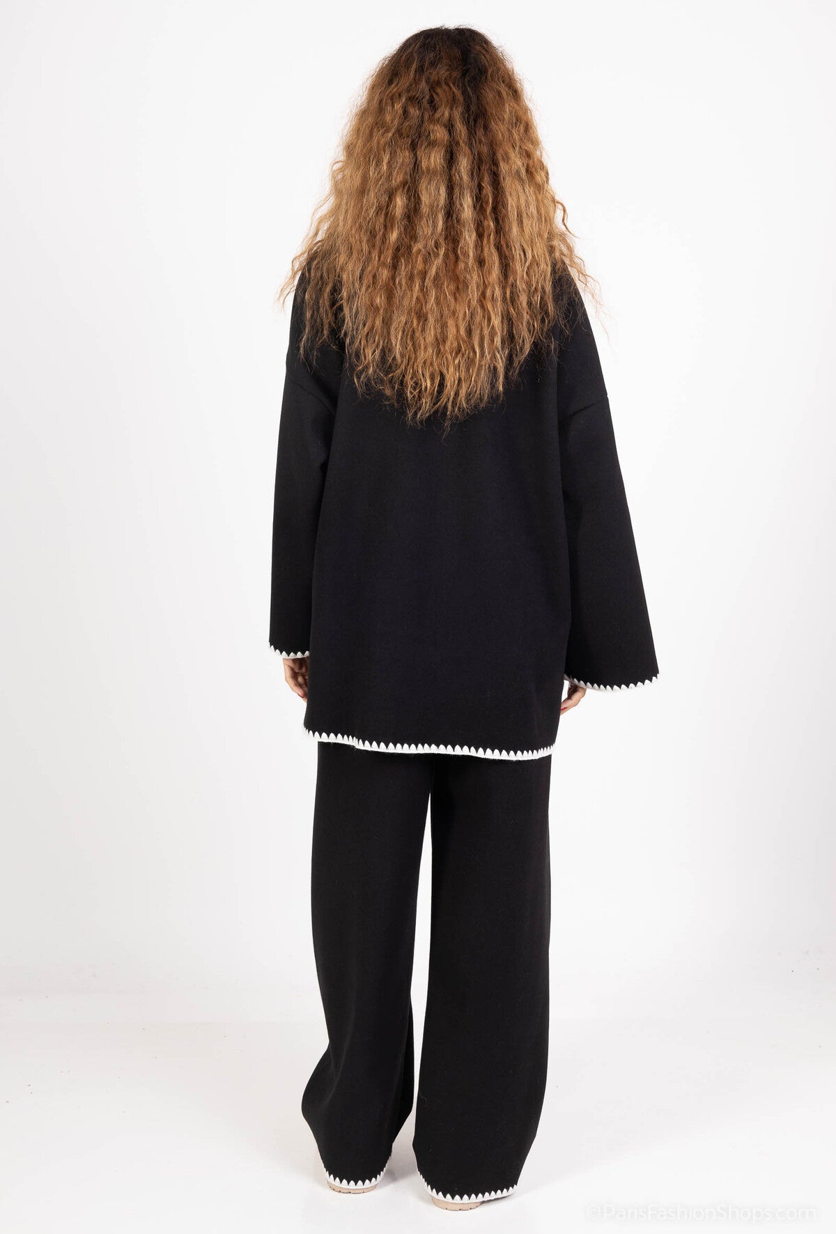 Conjunto con bufanda Negro