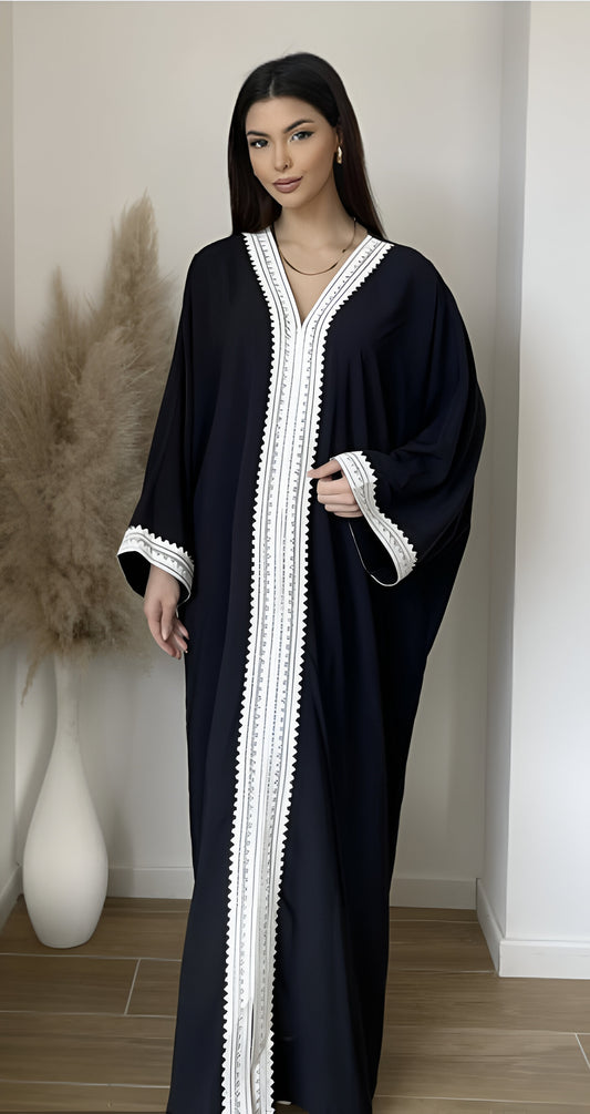 Abaya con bordado