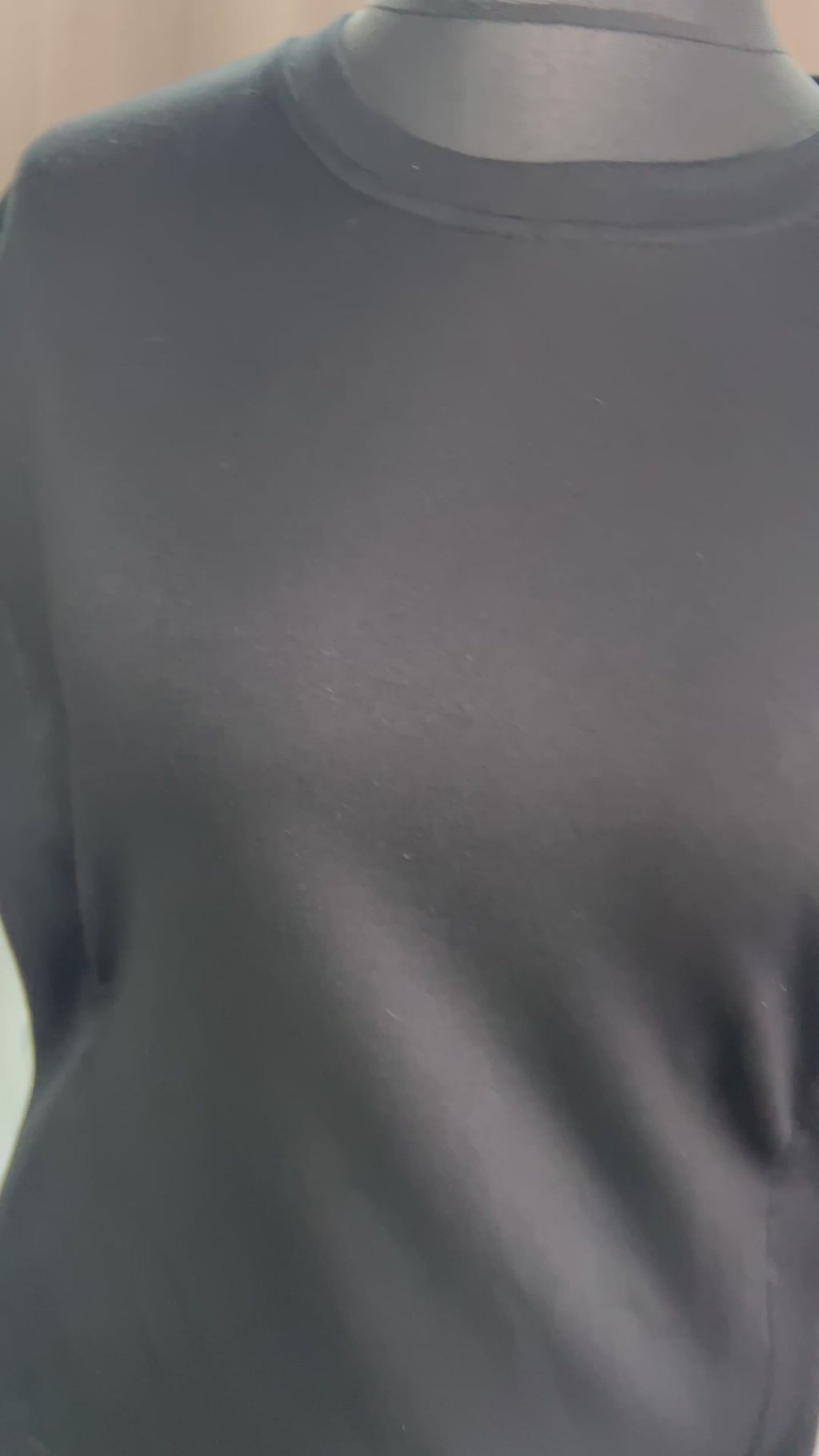 Conjunto deportivo negro