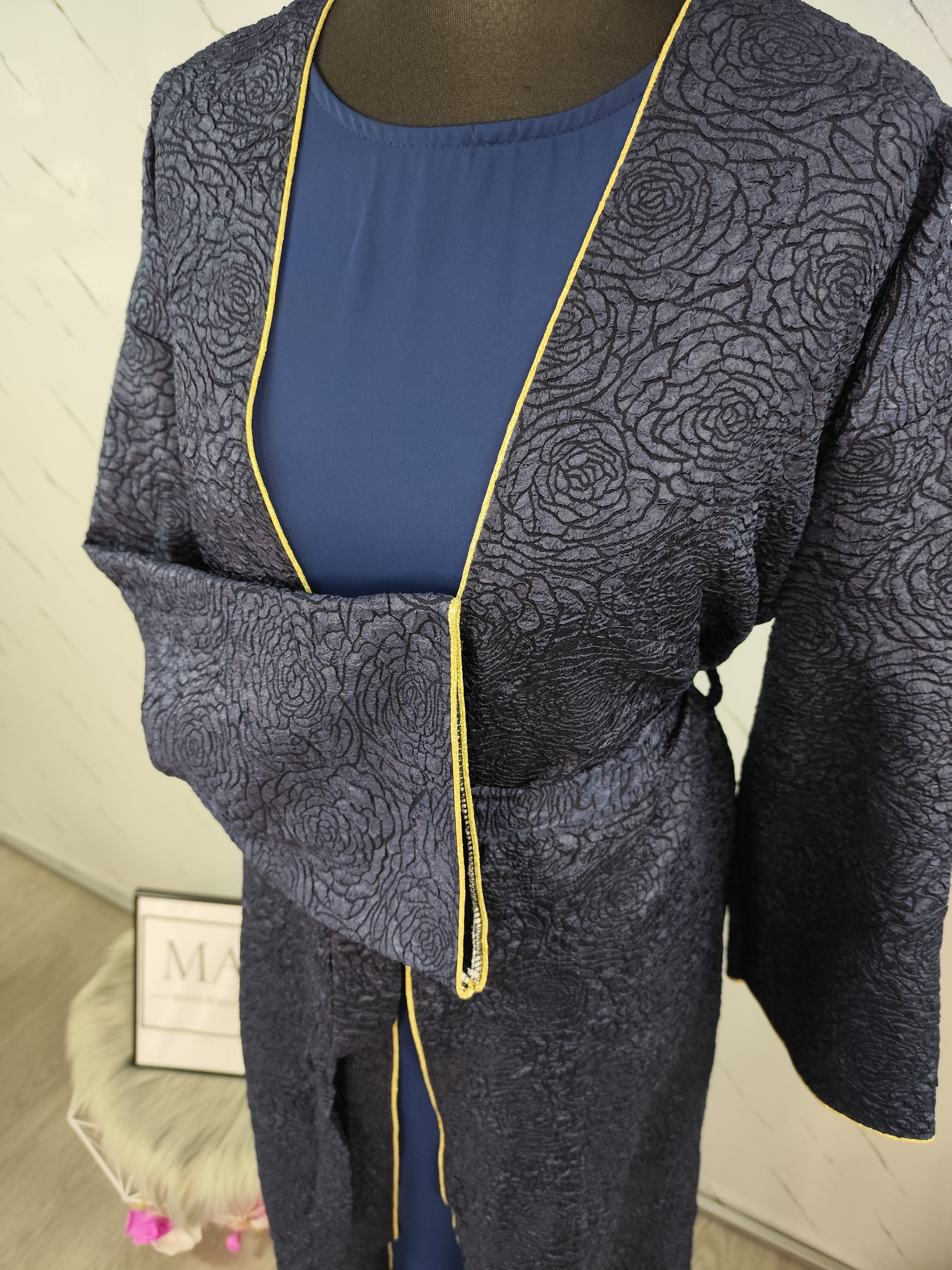 Abaya con kimono azul marino