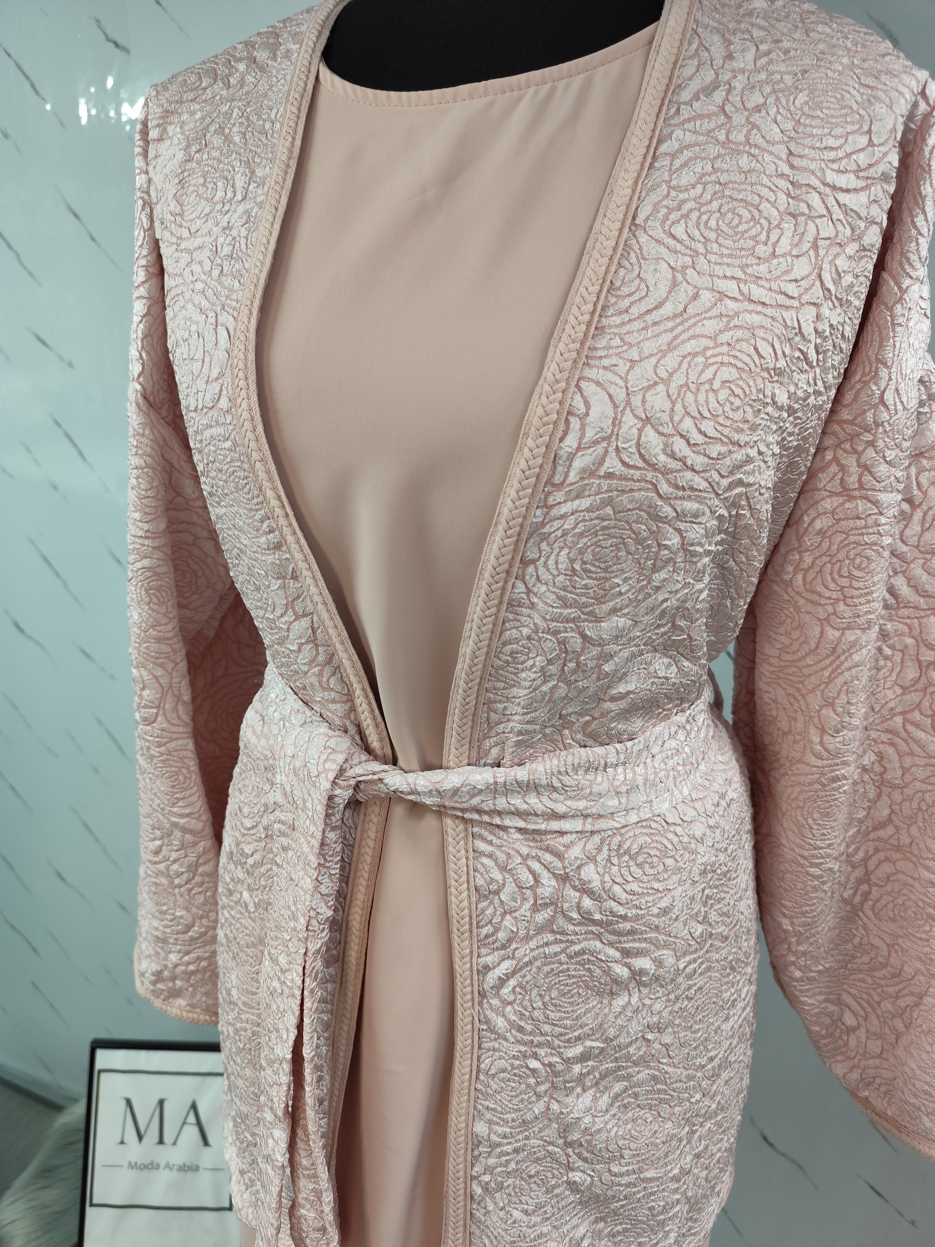 Conjunto bordado rosa