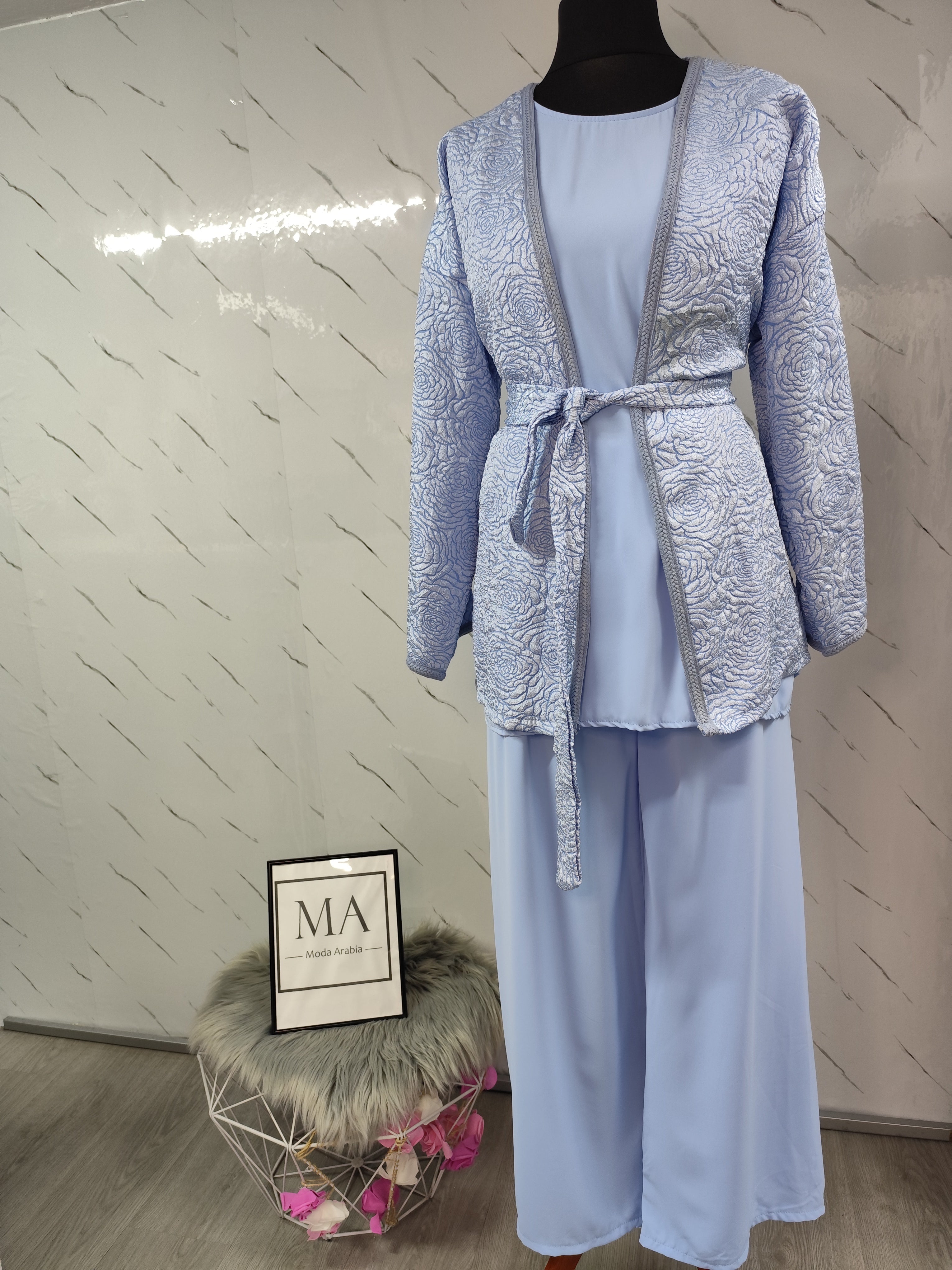 Conjunto bordado azul