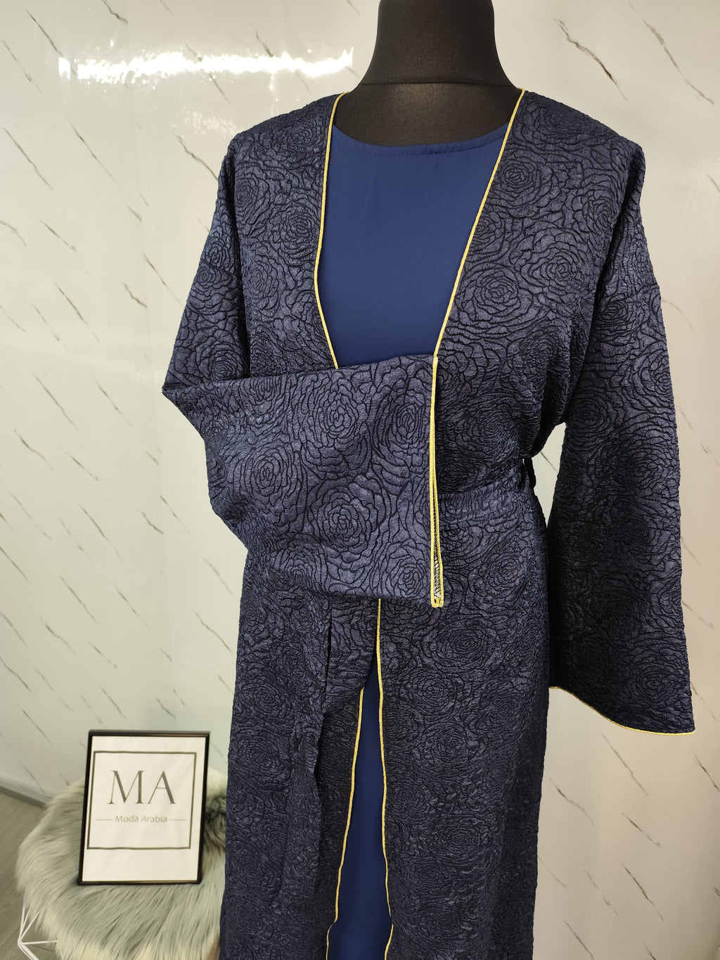 Abaya con kimono azul marino