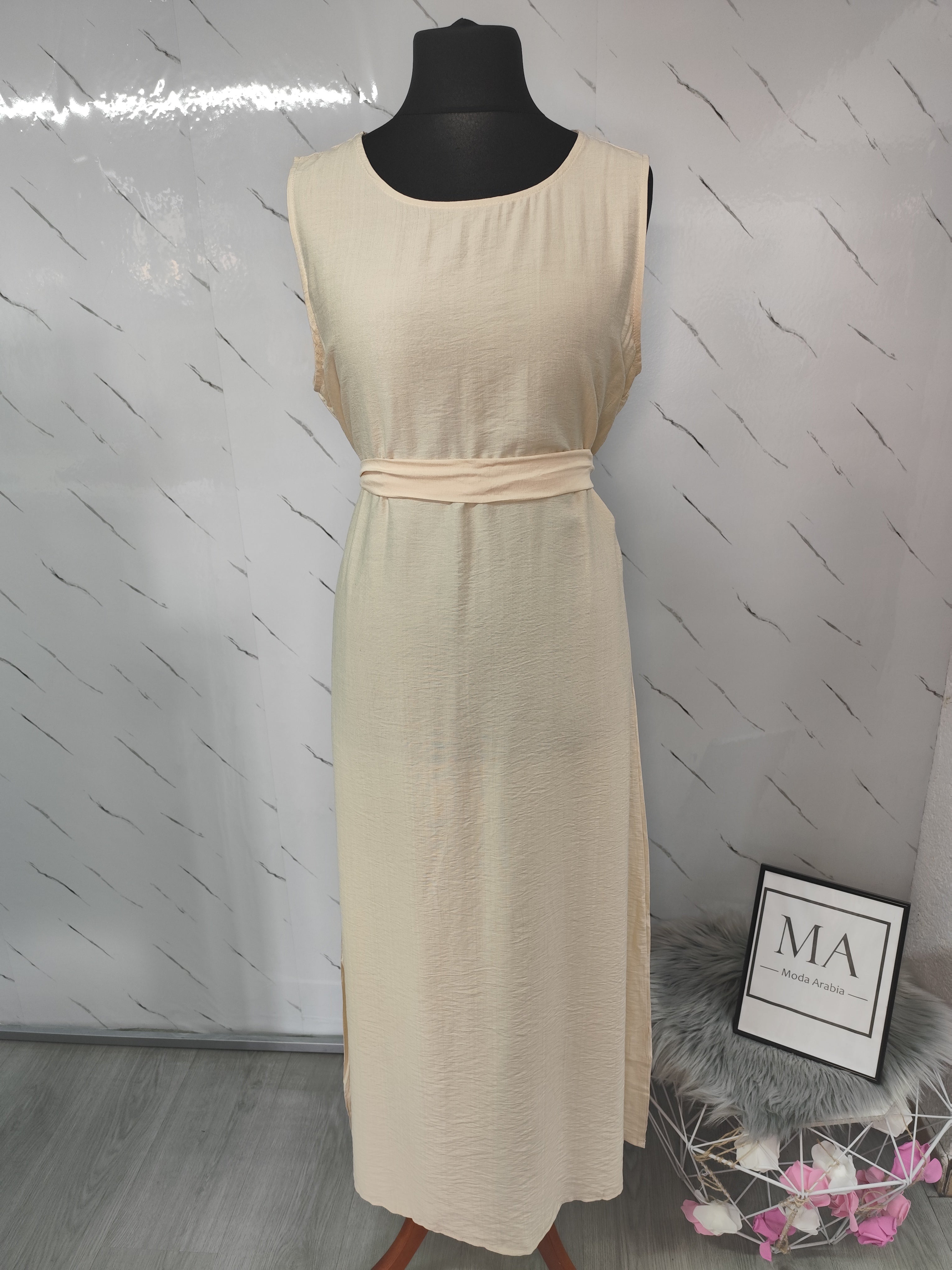 Kimono y abaya Beige