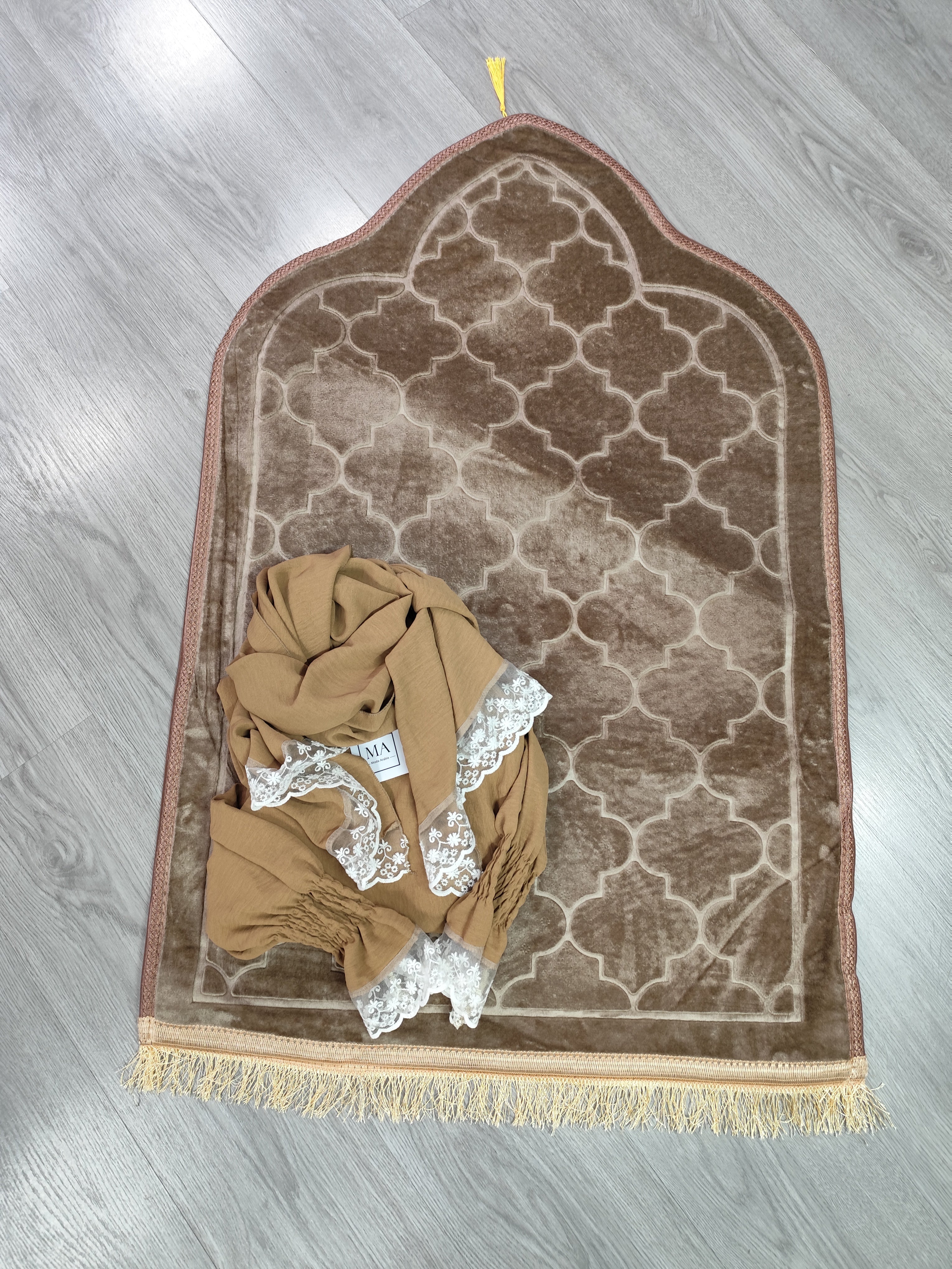 Pack alfombra + abaya camel