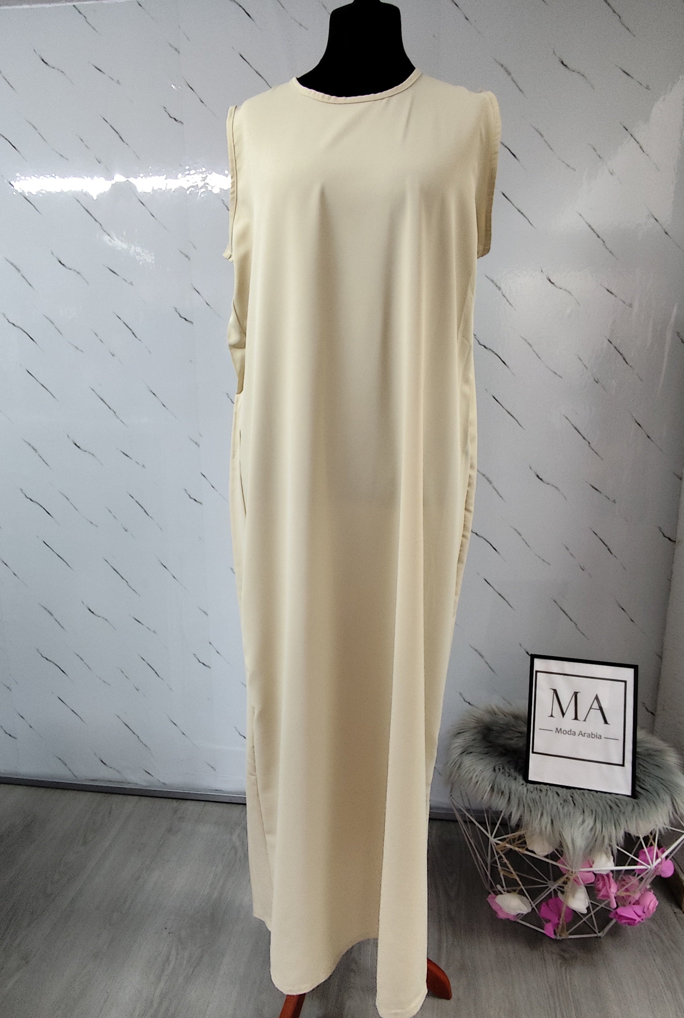 Kinomo con abaya Tropital 2